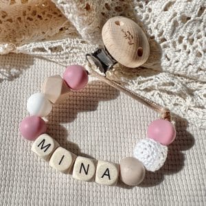 Speenkoord met naam ‘Mina’ - roze/beige/wit